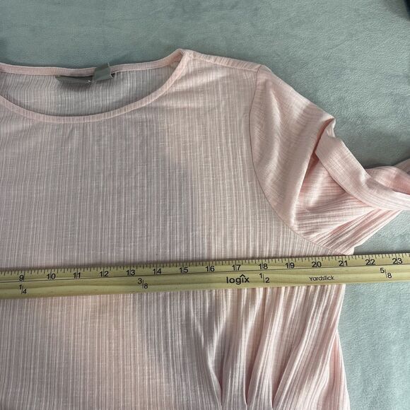 Chicos Top Women 2 US L Pink Asymmetric Lightweight Casual Blouse Basic Everyday - Picture 8 of 9